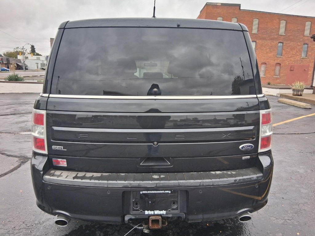 Ford Flex Vehicle Full-screen Gallery Image 04