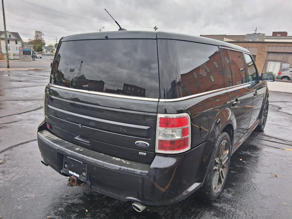 Ford Flex Vehicle Full-screen Gallery Image 05