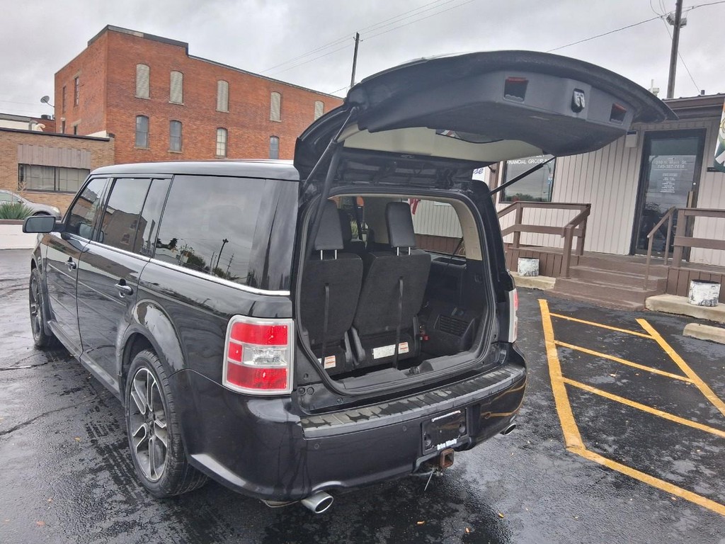 Ford Flex Vehicle Full-screen Gallery Image 12