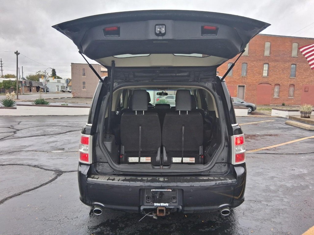Ford Flex Vehicle Full-screen Gallery Image 13