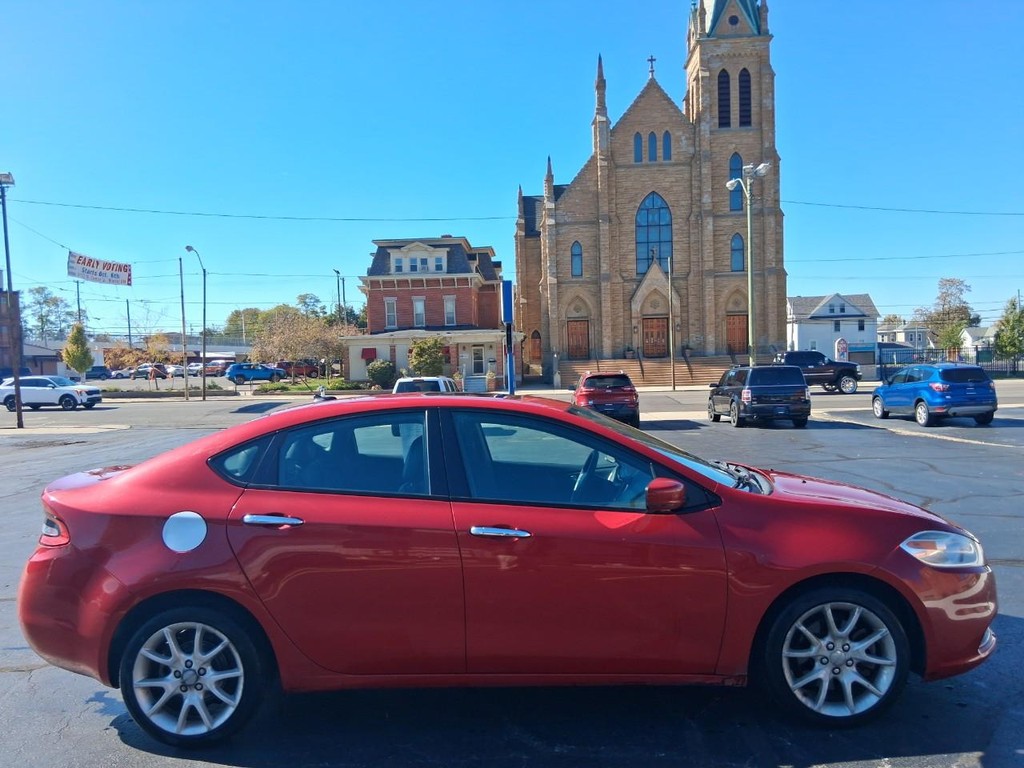 Dodge Dart Vehicle Full-screen Gallery Image 06