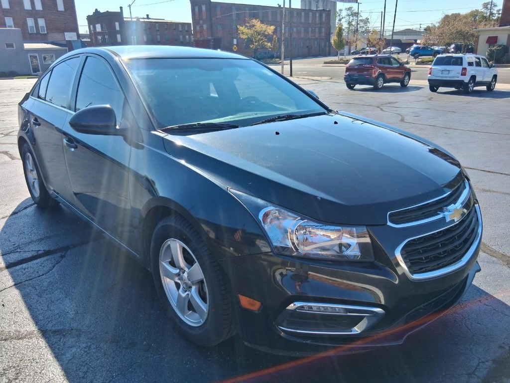 Chevrolet Cruze Vehicle Full-screen Gallery Image 07