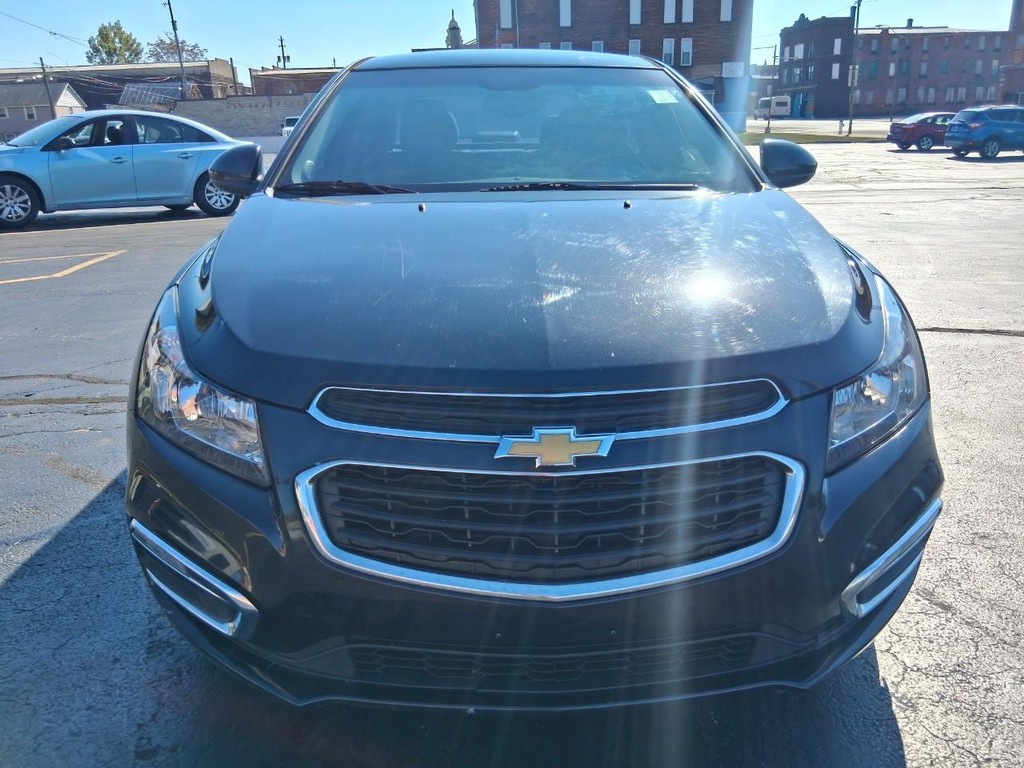 Chevrolet Cruze Vehicle Full-screen Gallery Image 08