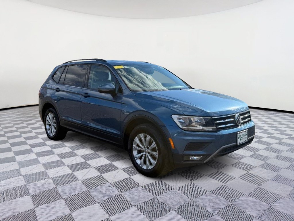 Volkswagen Tiguan Vehicle Full-screen Gallery Image 04
