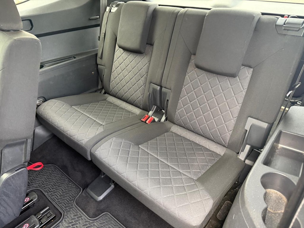 Volkswagen Atlas Vehicle Full-screen Gallery Image 07