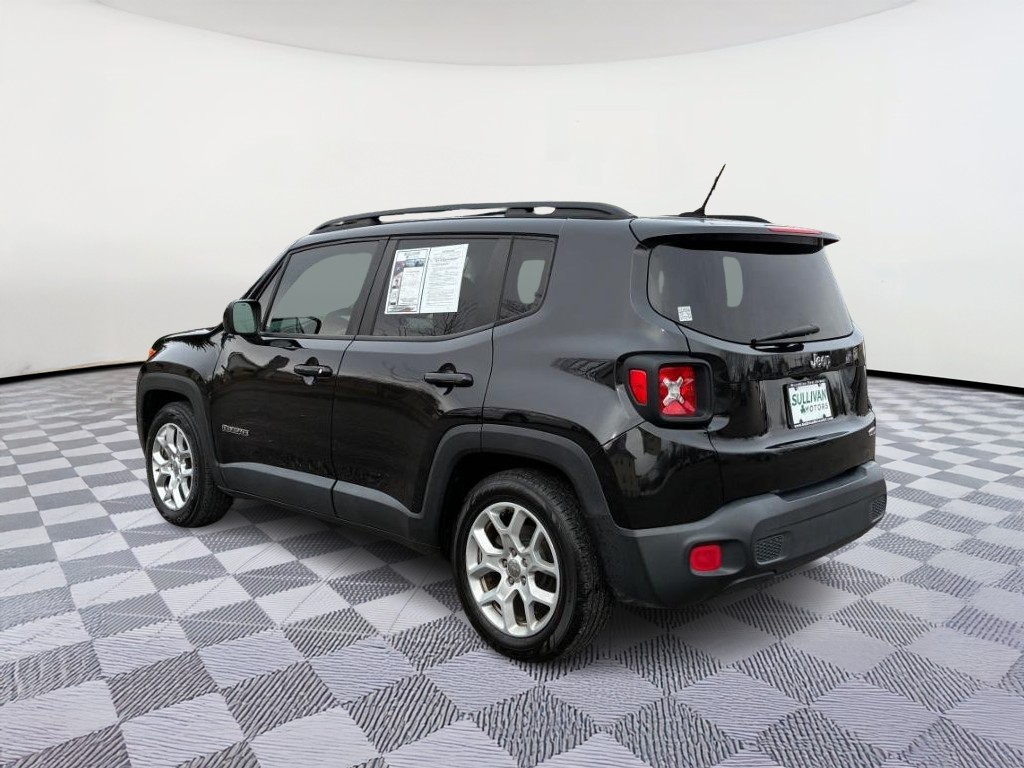 Jeep Renegade Vehicle Full-screen Gallery Image 02