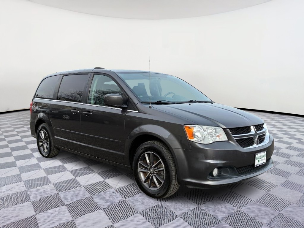 Dodge Grand Caravan Vehicle Full-screen Gallery Image 04
