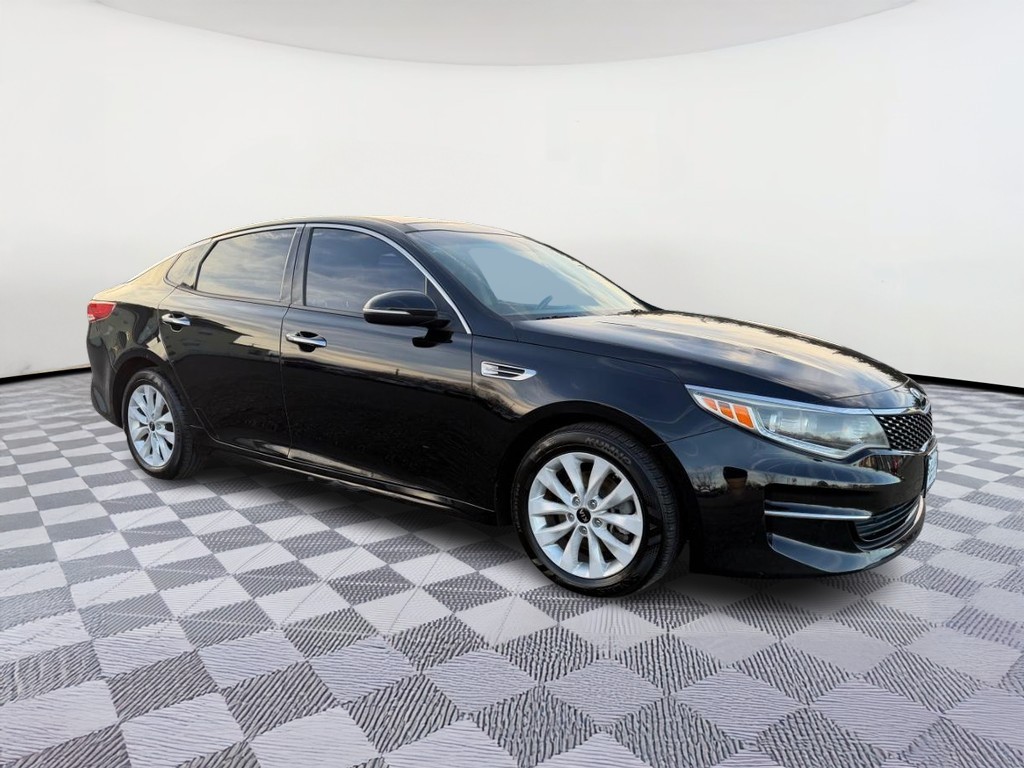Kia Optima Vehicle Full-screen Gallery Image 04