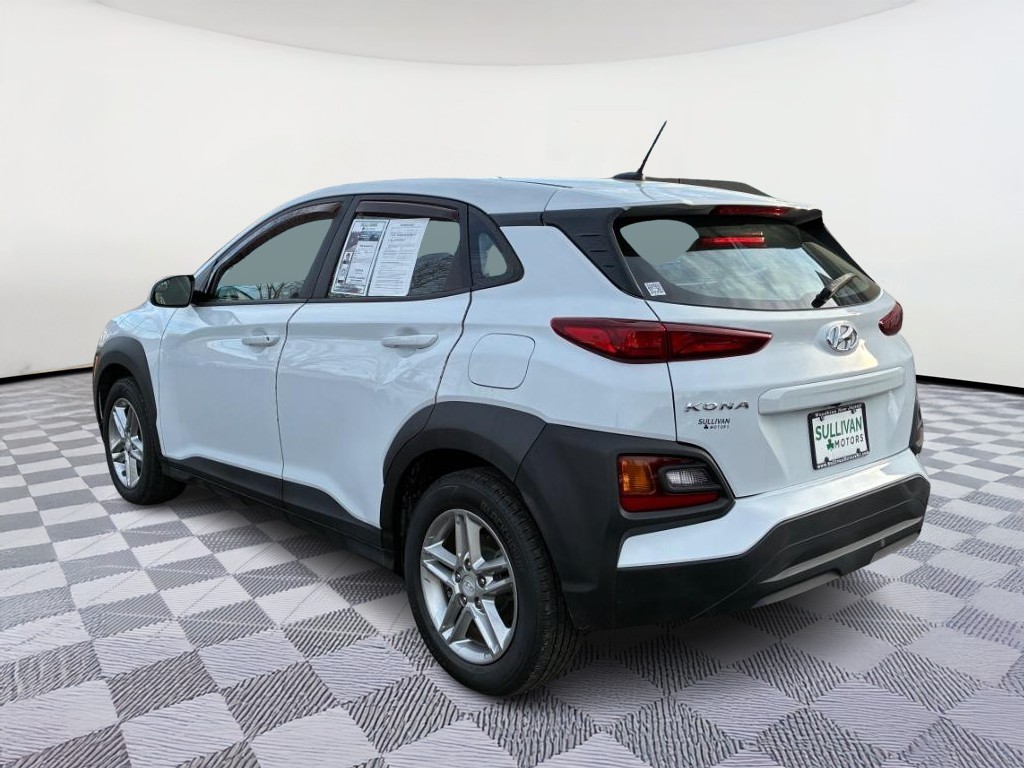 Hyundai Kona Vehicle Full-screen Gallery Image 02