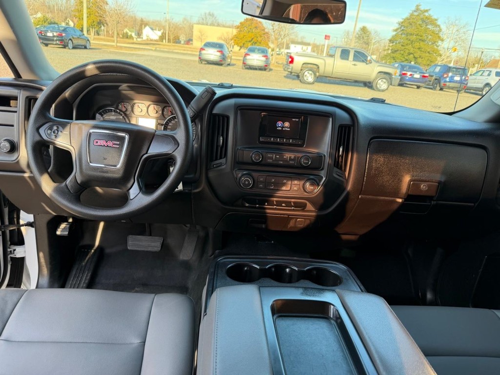 GMC Sierra 1500 Vehicle Full-screen Gallery Image 07