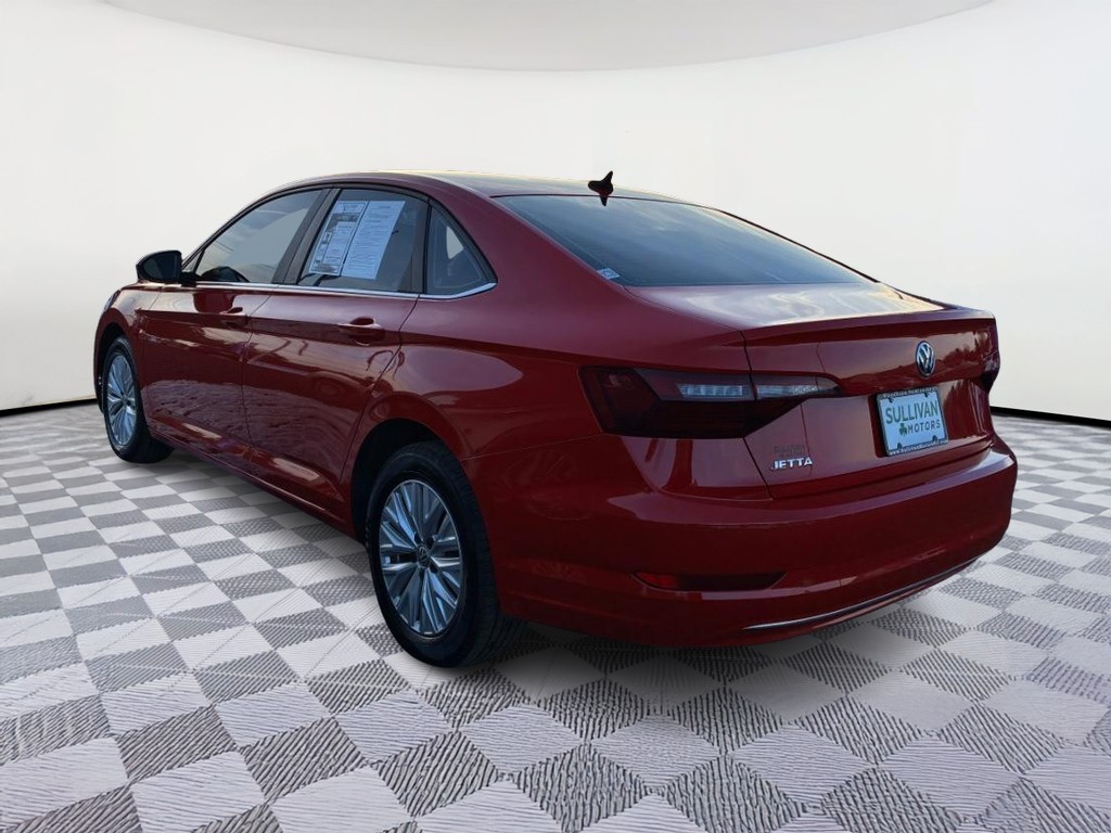 Volkswagen Jetta Vehicle Full-screen Gallery Image 02