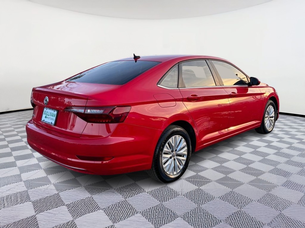 Volkswagen Jetta Vehicle Full-screen Gallery Image 03