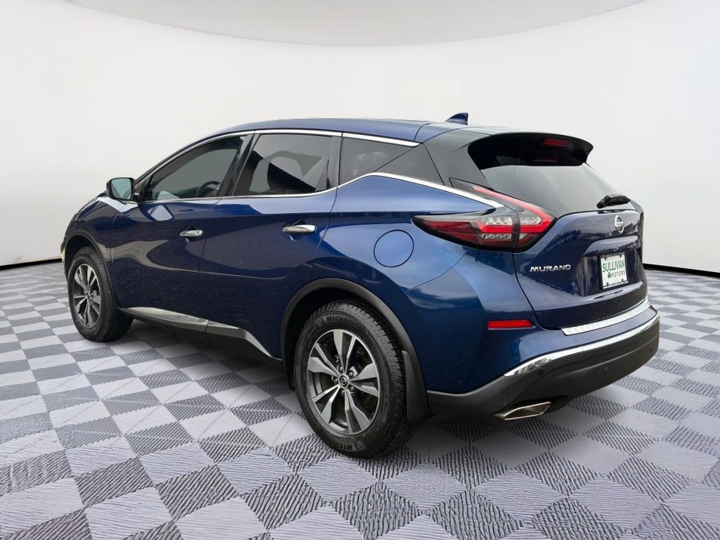Nissan Murano Vehicle Full-screen Gallery Image 02