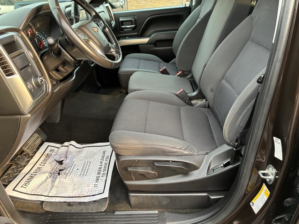 Chevrolet Silverado 1500 Vehicle Full-screen Gallery Image 05