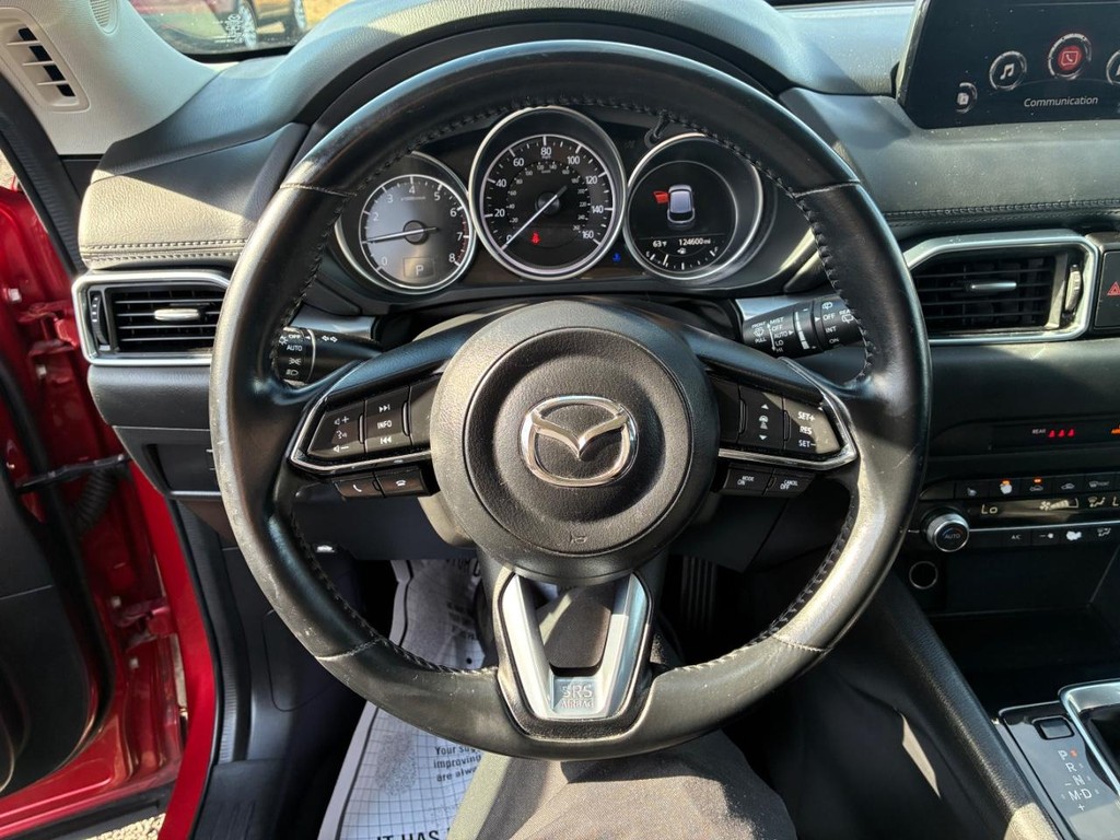 Mazda CX-5 Vehicle Full-screen Gallery Image 09