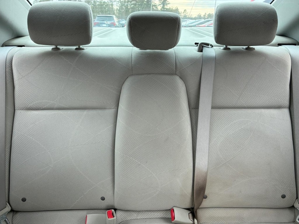 Honda Civic Sedan Vehicle Full-screen Gallery Image 08