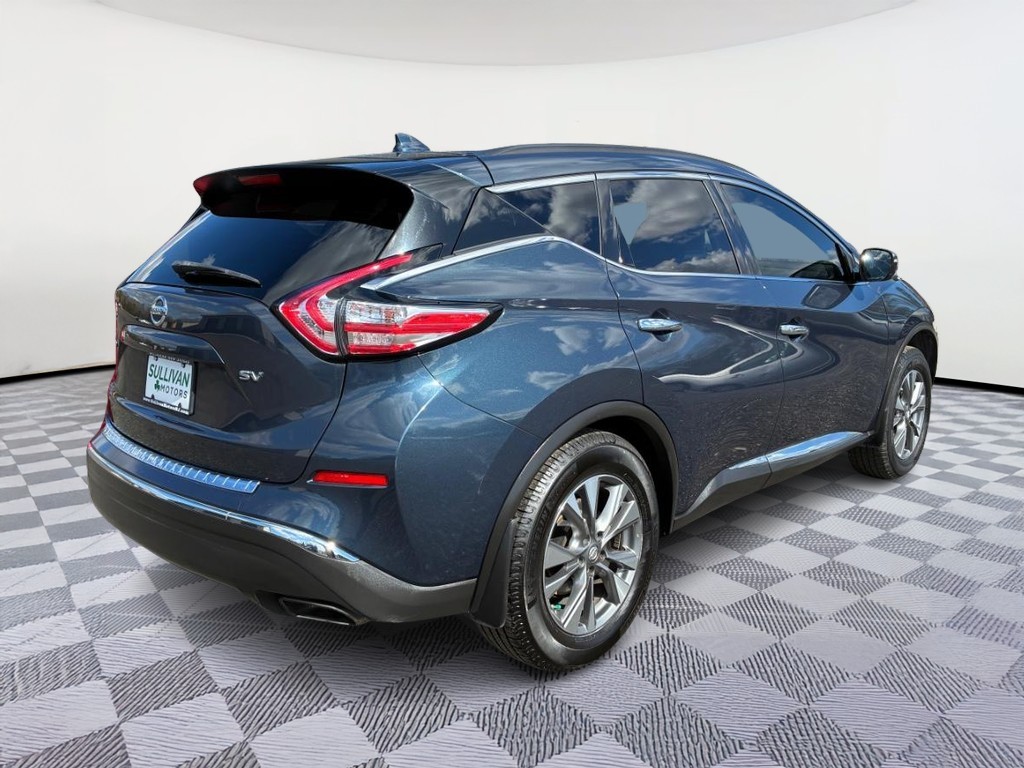 Nissan Murano Vehicle Full-screen Gallery Image 03