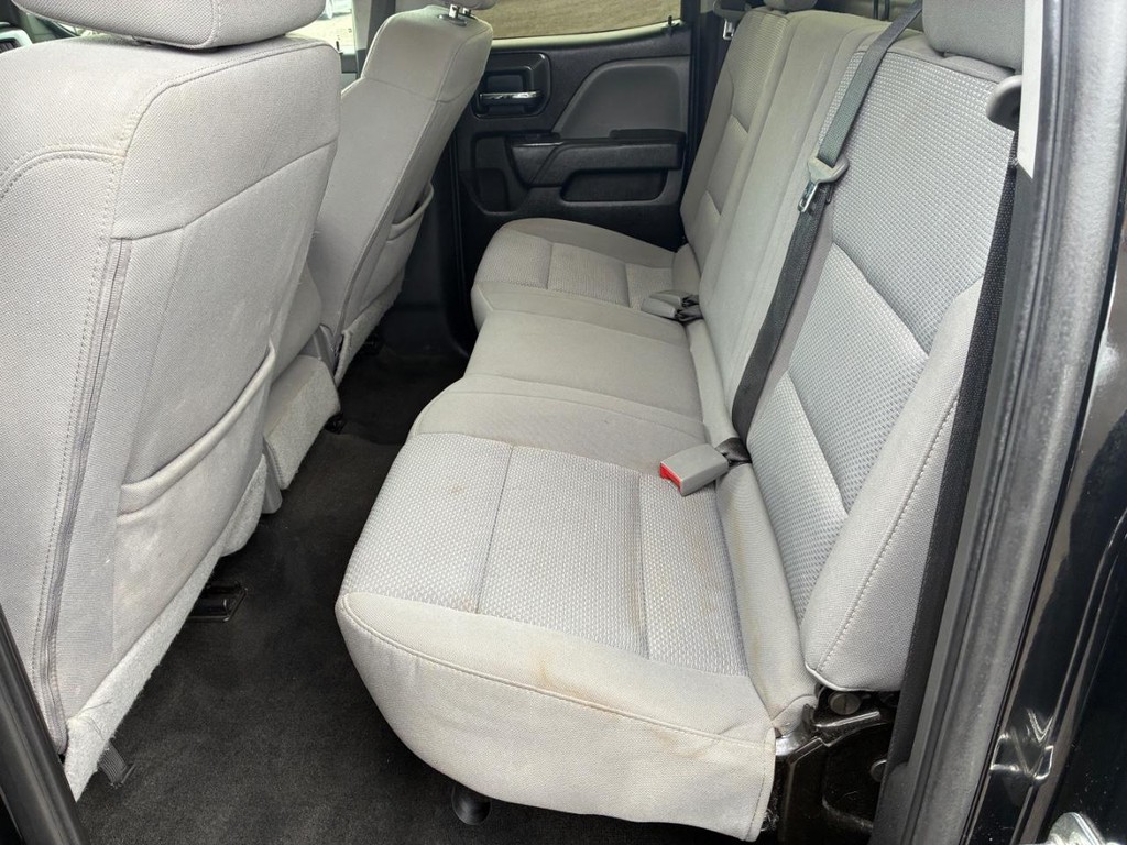 Chevrolet Silverado 1500 Vehicle Full-screen Gallery Image 06