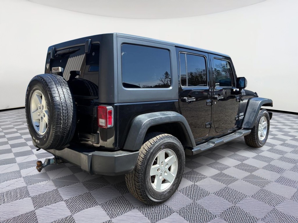 Jeep Wrangler Unlimited Vehicle Full-screen Gallery Image 03
