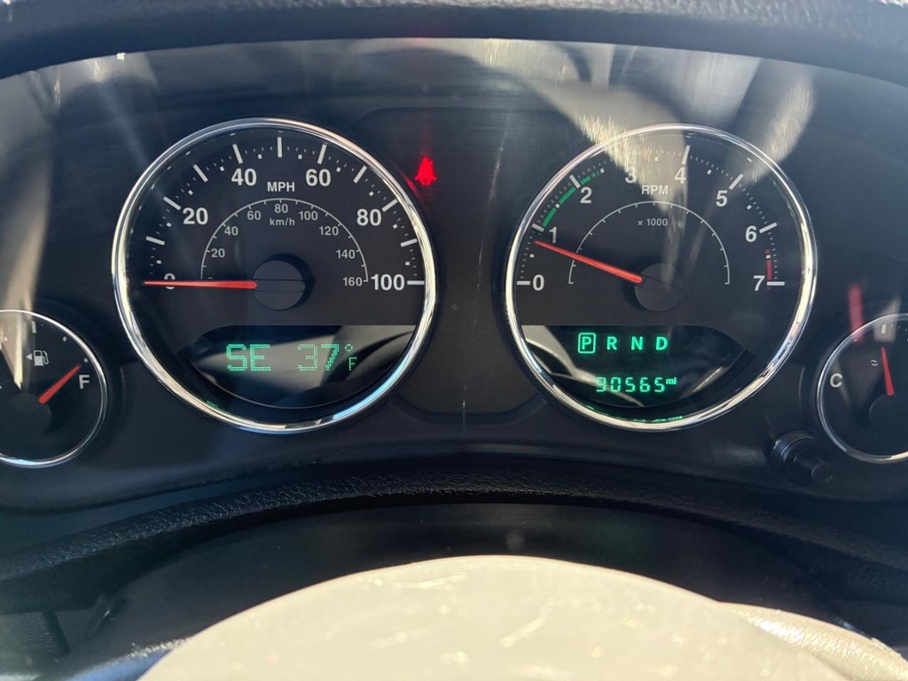 Jeep Wrangler Unlimited Vehicle Full-screen Gallery Image 10