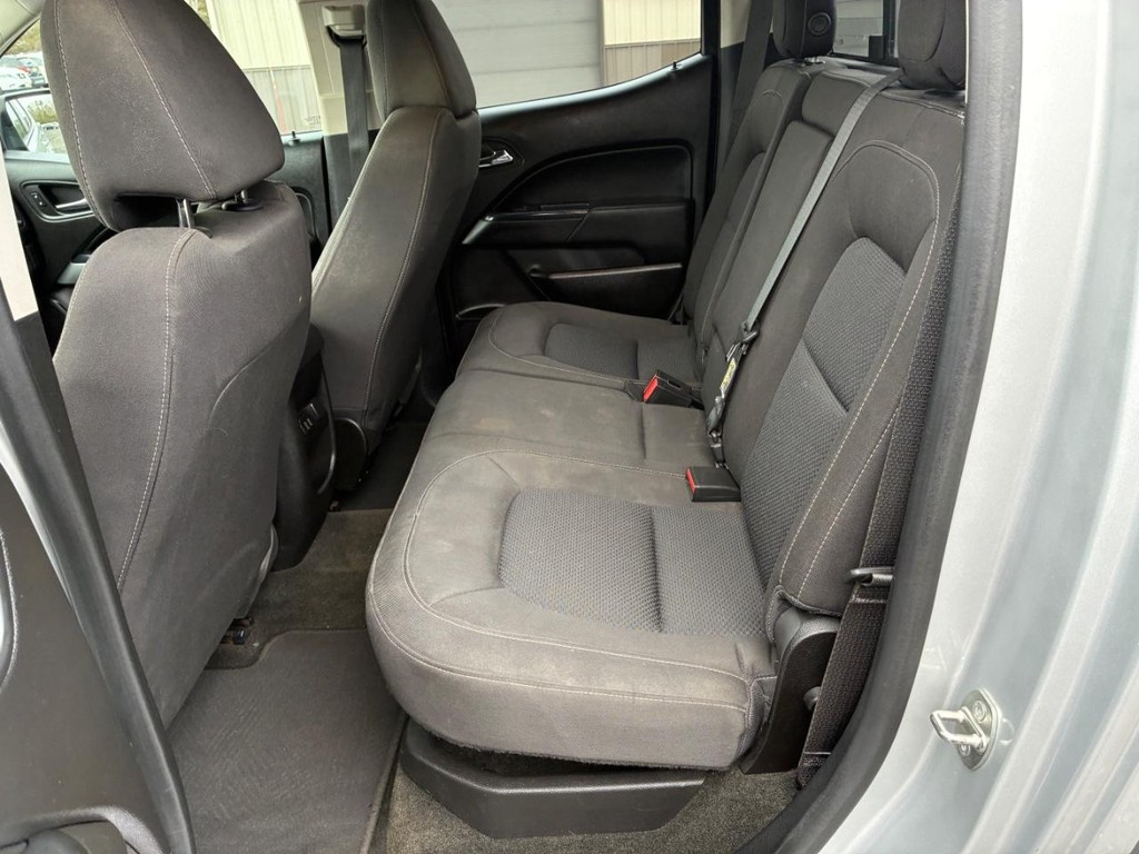 Chevrolet Colorado Vehicle Full-screen Gallery Image 06