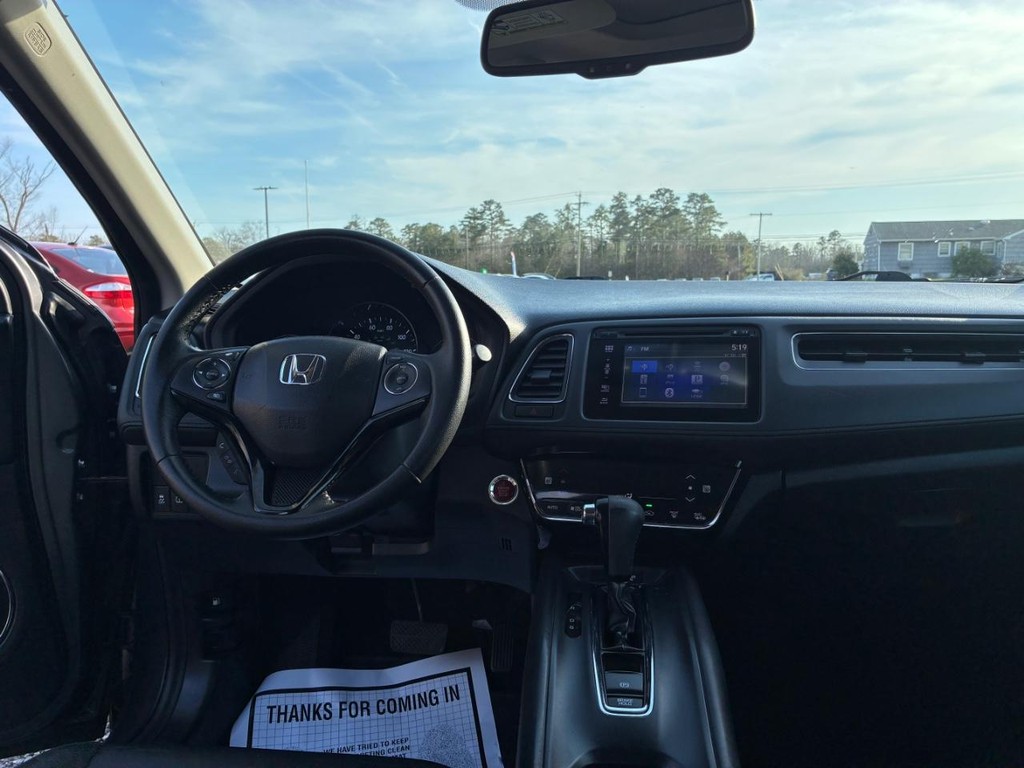 Honda HR-V Vehicle Full-screen Gallery Image 07