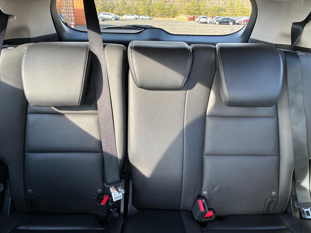 Honda HR-V Vehicle Full-screen Gallery Image 08