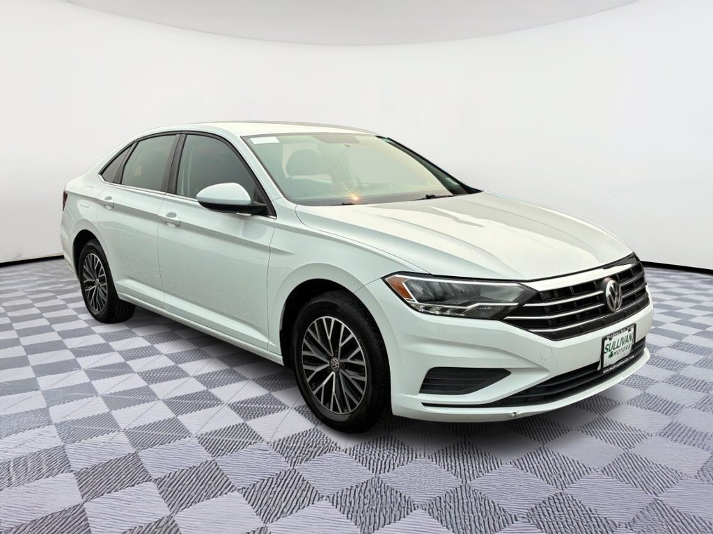Volkswagen Jetta Vehicle Full-screen Gallery Image 04
