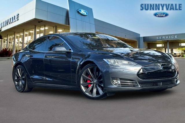 more details - tesla model s