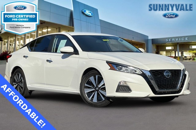 more details - nissan altima