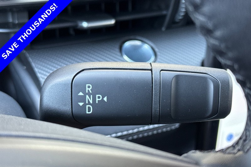 Ford Mustang Mach-E Vehicle Full-screen Gallery Image 21