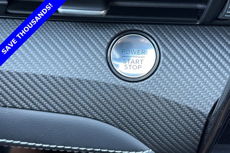 Ford Mustang Mach-E Vehicle Full-screen Gallery Image 22