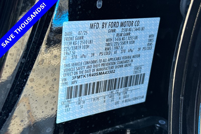 Ford Mustang Mach-E Vehicle Full-screen Gallery Image 25