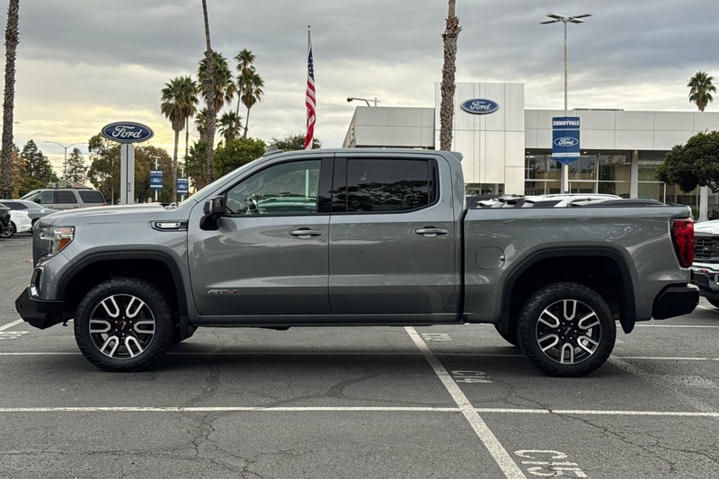 GMC Sierra 1500 Vehicle Full-screen Gallery Image 07