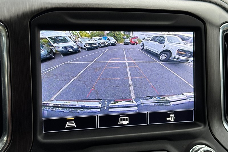 GMC Sierra 1500 Vehicle Full-screen Gallery Image 19