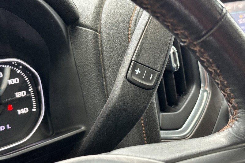 GMC Sierra 1500 Vehicle Full-screen Gallery Image 21