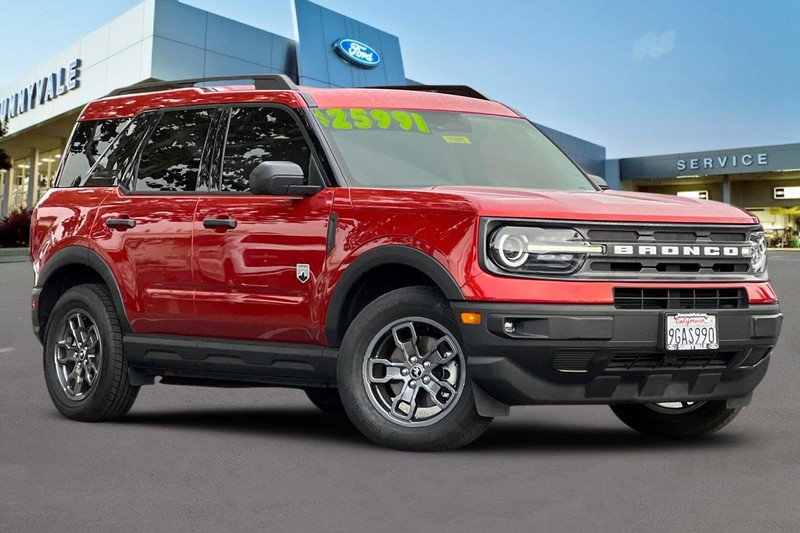 Ford Bronco Sport Vehicle Full-screen Gallery Image 02