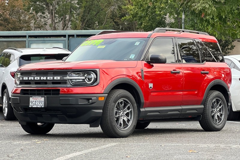 Ford Bronco Sport Vehicle Full-screen Gallery Image 08