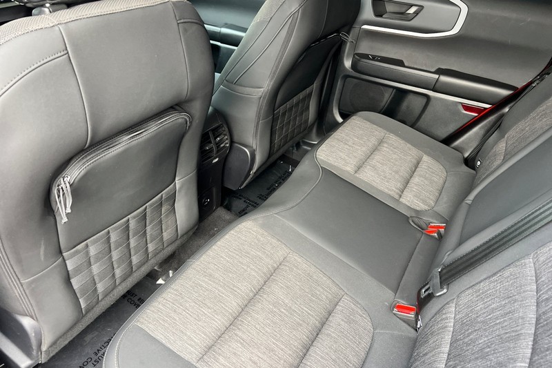 Ford Bronco Sport Vehicle Full-screen Gallery Image 12