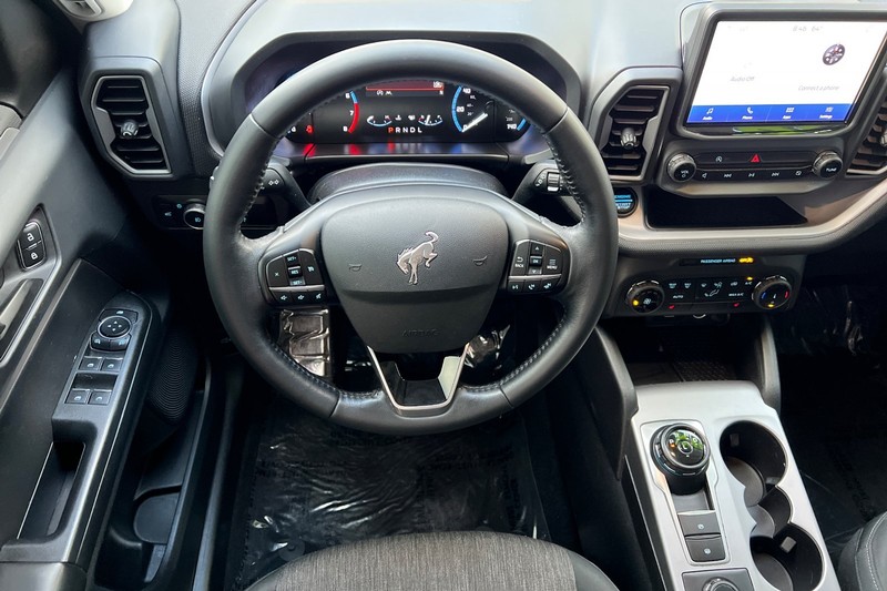 Ford Bronco Sport Vehicle Full-screen Gallery Image 14