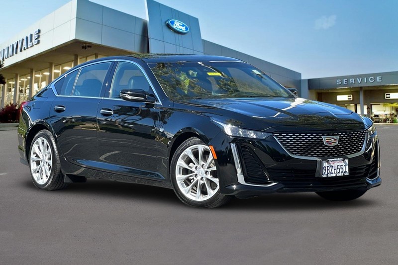 Cadillac CT5 Vehicle Full-screen Gallery Image 02