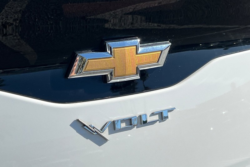 Chevrolet Volt Vehicle Full-screen Gallery Image 27