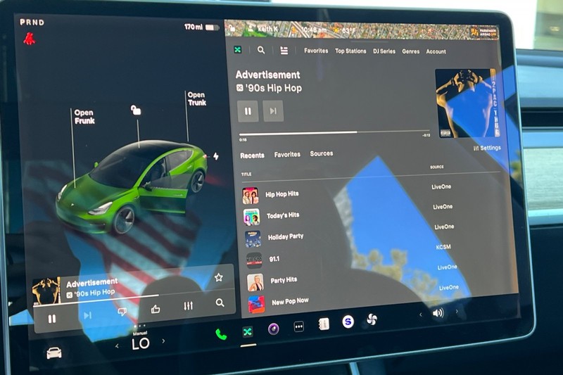 Tesla Model 3 Vehicle Full-screen Gallery Image 17