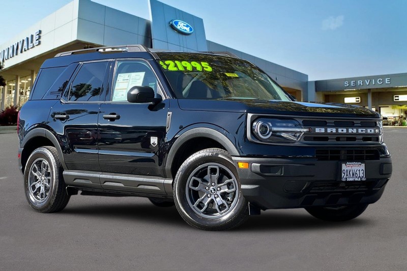 Ford Bronco Sport Vehicle Full-screen Gallery Image 02