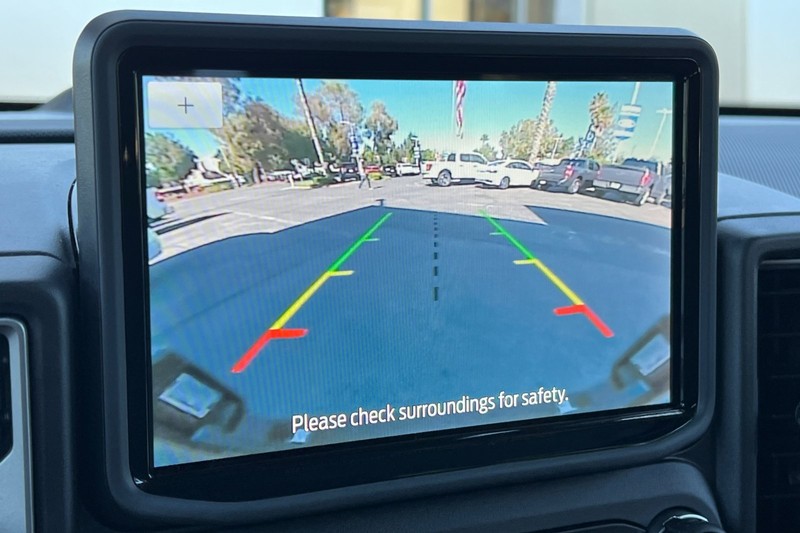 Ford Bronco Sport Vehicle Full-screen Gallery Image 20