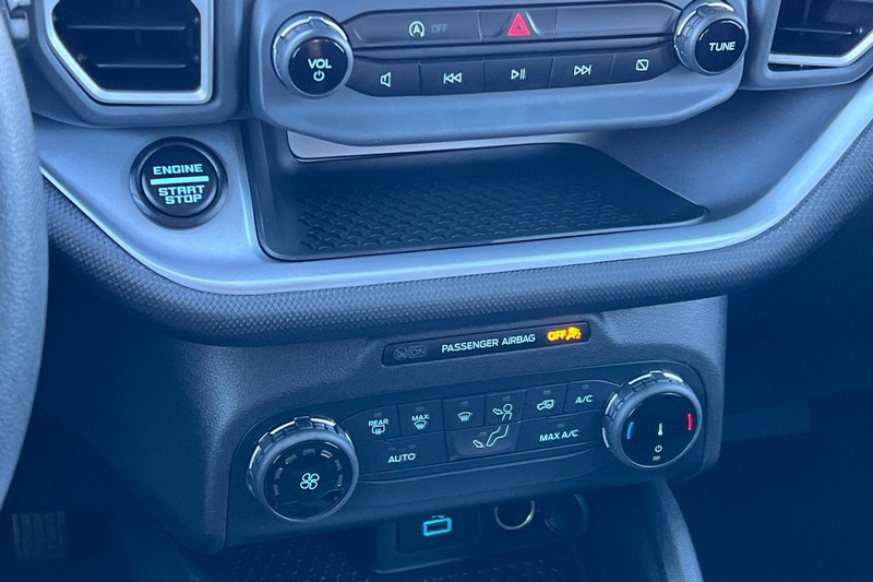 Ford Bronco Sport Vehicle Full-screen Gallery Image 21