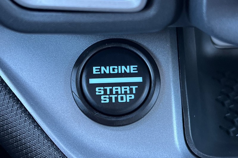 Ford Bronco Sport Vehicle Full-screen Gallery Image 23