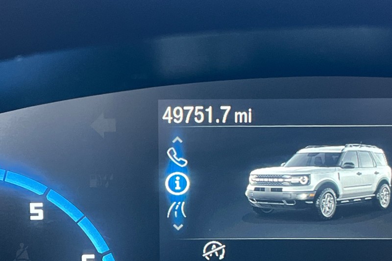 Ford Bronco Sport Vehicle Full-screen Gallery Image 26