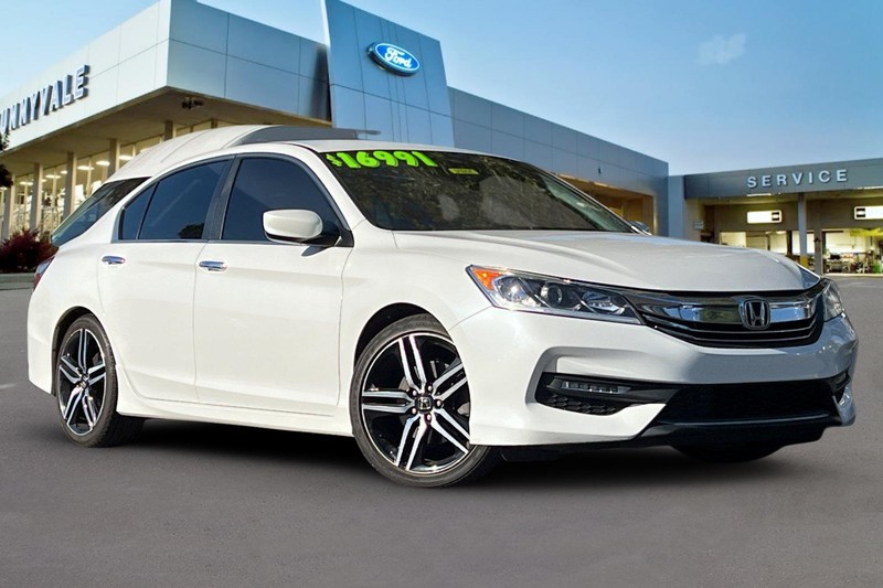 Honda Accord Sedan Vehicle Full-screen Gallery Image 02