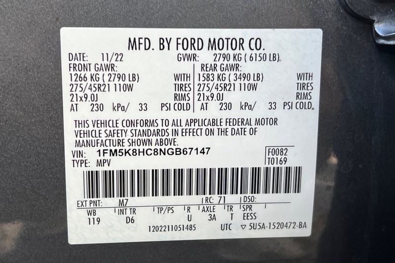 Ford Explorer Vehicle Full-screen Gallery Image 30